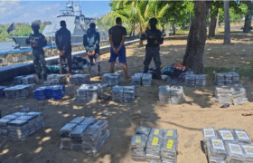 Opération Éclipse : démantèlement des réseaux de contrebande dans les Caraïbes et saisie de 54,5 millions de dollars d’actifs illicites