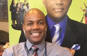 Dervan Malcolm, vétéran présentateur jamaïcain, est décédé