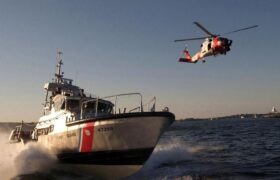 La Garde côtière des États-Unis transfère 15 migrants vers les Bahamas après une interception près de Miami