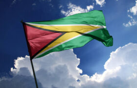 La dette du Guyana diminue à mesure que l&rsquo;économie et le marché du travail se renforcent