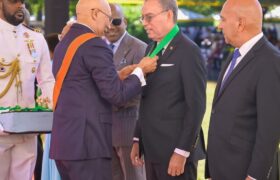 Daryl Vaz reçoit l&rsquo;Ordre de Jamaïque alors qu&rsquo;il met fin à une carrière politique de 40 ans