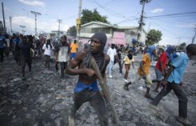 Quatre agents de sécurité salvadoriens portés disparus après une attaque de gangs en Haïti — recherches en cours